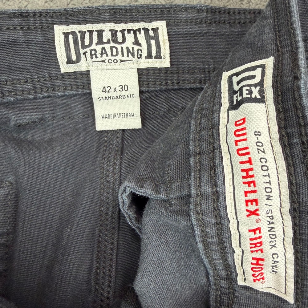 Duluth Trading Co Fire Hose Flex Cargo Work Pants Mens 42x30 Black Standard Fit - Picture 2 of 9